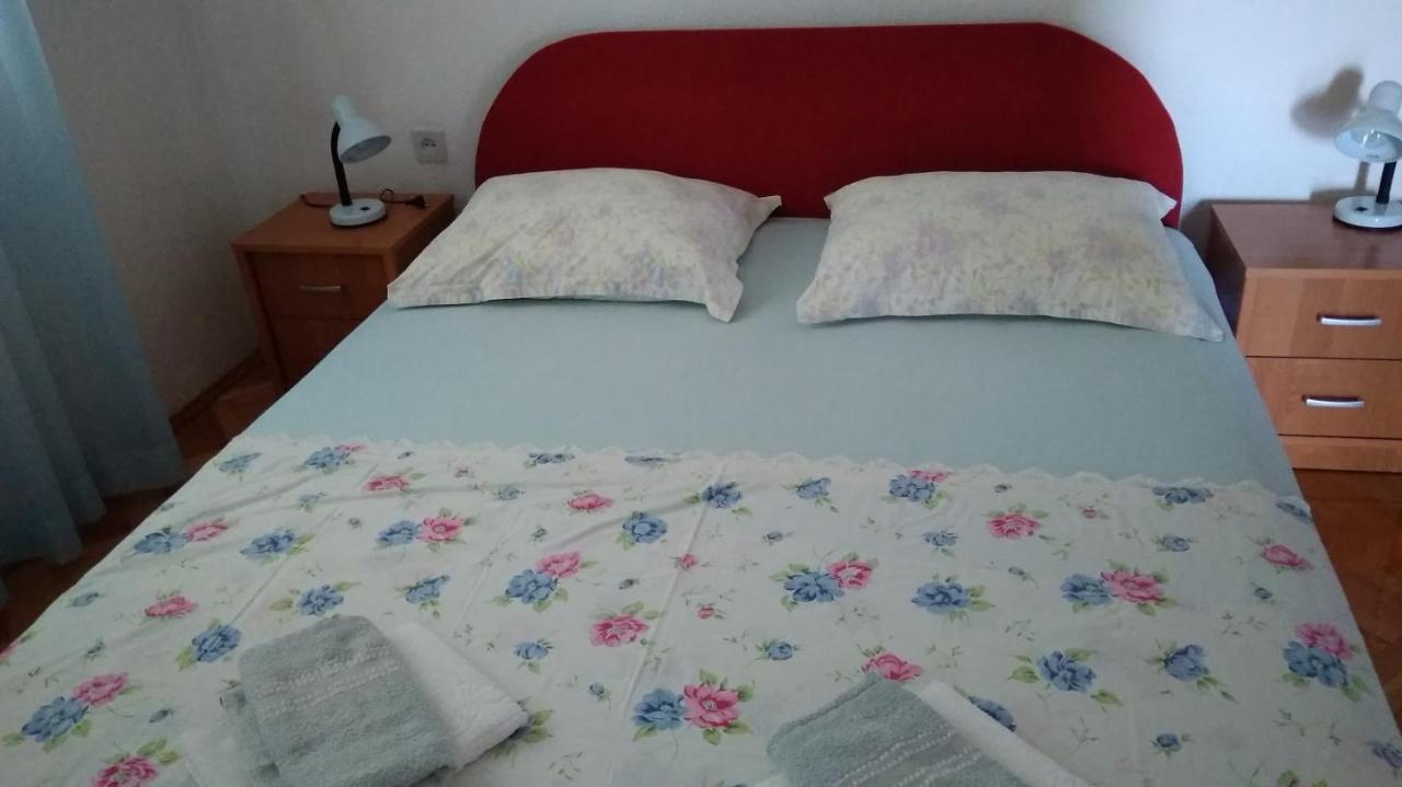 Apartment For 6 In Makarska Centar מראה חיצוני תמונה