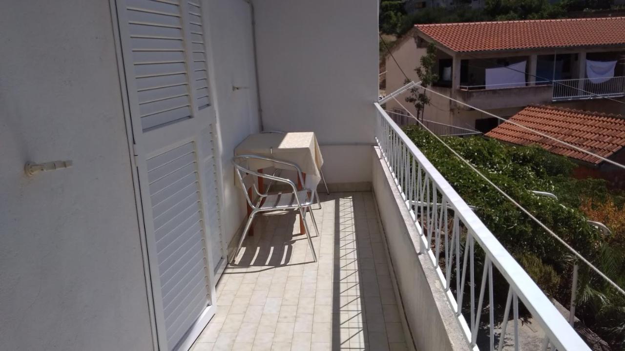 Apartment For 6 In Makarska Centar מראה חיצוני תמונה