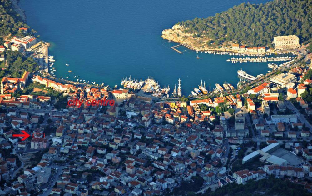 Apartment For 6 In Makarska Centar מראה חיצוני תמונה